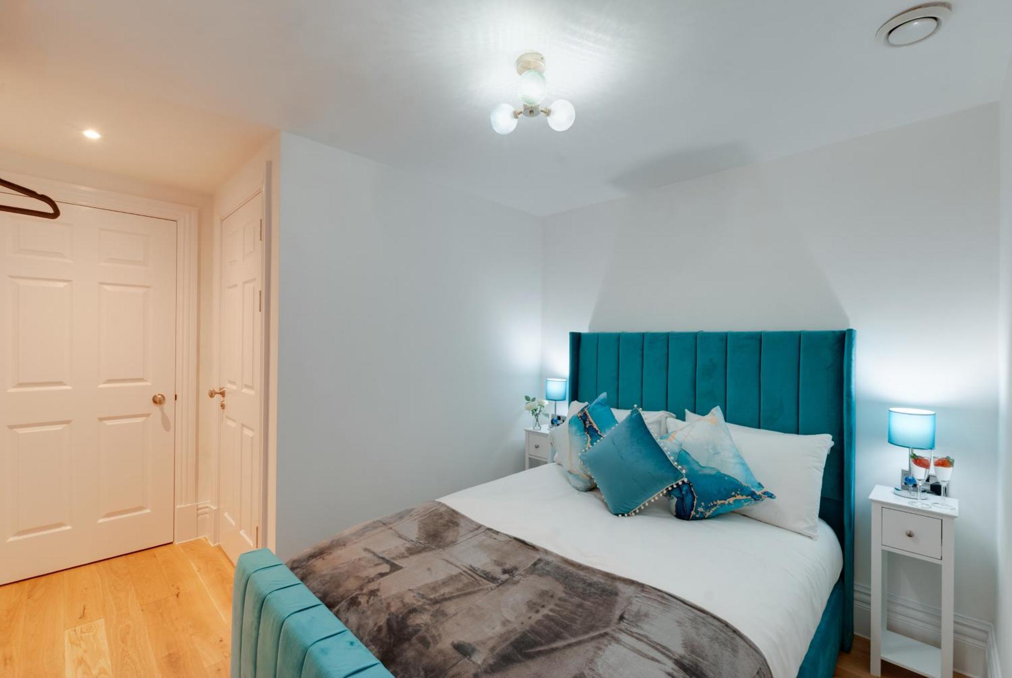 80 By Elite Aparthotel
