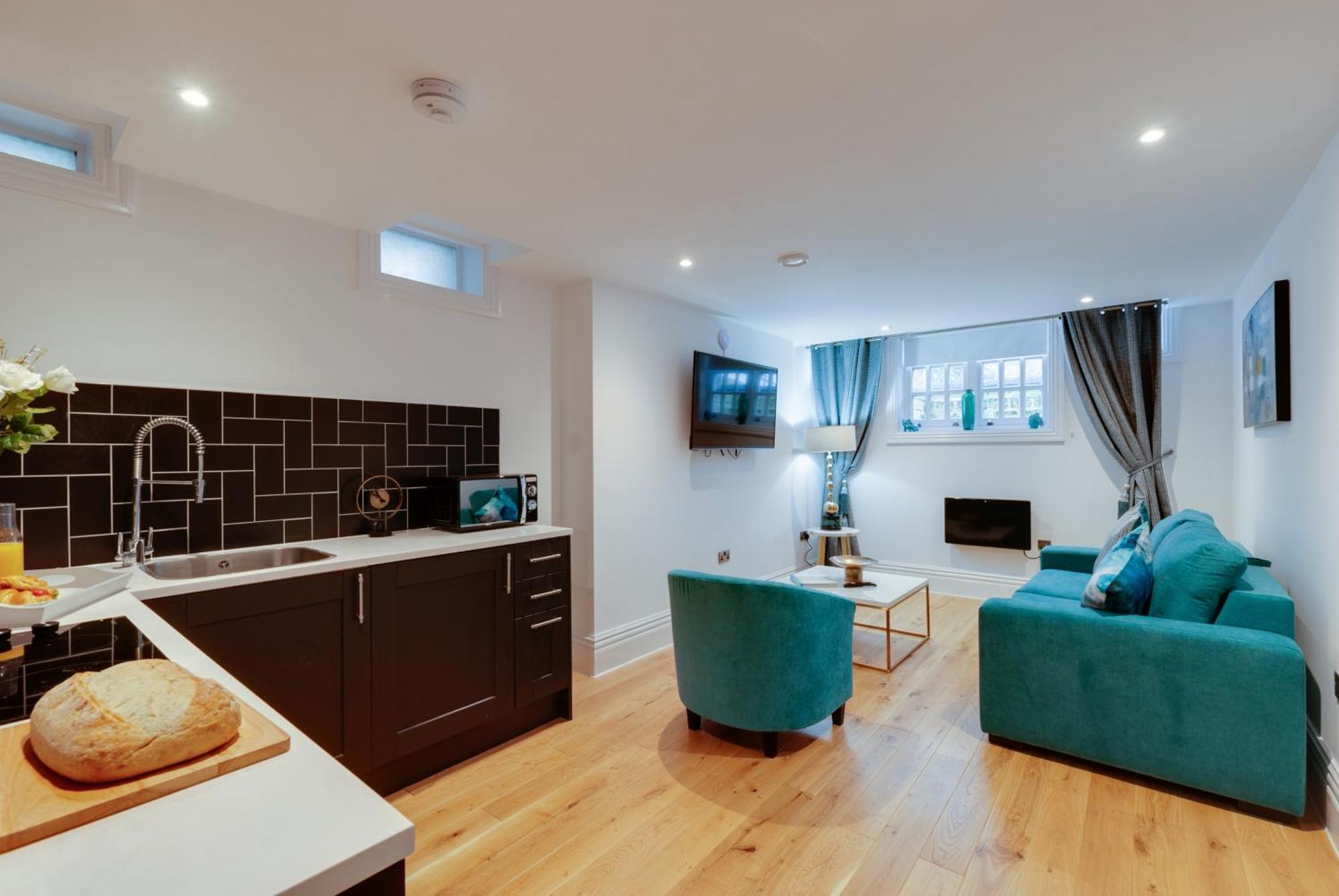 Aparthotel 80 By Elite 4*